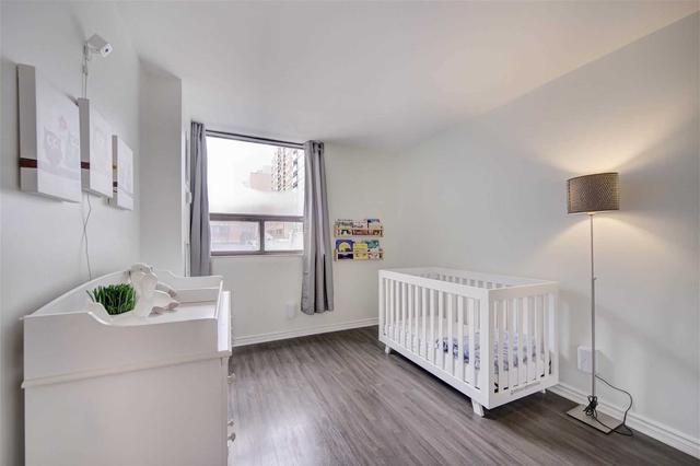 th09 - 73 Mccaul St, Townhouse with 3 bedrooms, 3 bathrooms and 0 parking in Toronto ON | Image 11