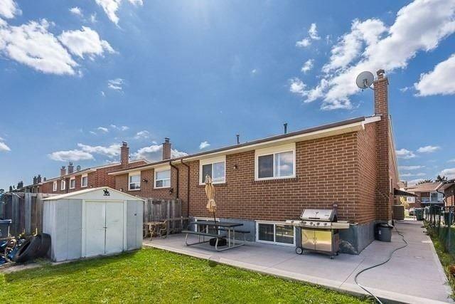 7343 Sigsbee Dr, House semidetached with 4 bedrooms, 3 bathrooms and 4 parking in Mississauga ON | Image 28