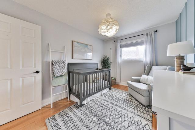 8 - 2006 Glenada Cres, Townhouse with 3 bedrooms, 3 bathrooms and 2 parking in Oakville ON | Image 19