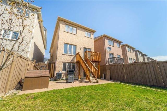 201 District Ave, House detached with 3 bedrooms, 4 bathrooms and 2 parking in Vaughan ON | Image 11
