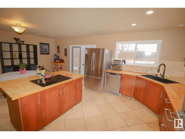 51431 Rr 193, House detached with 2 bedrooms, 1 bathrooms and null parking in Beaver County AB | Image 5