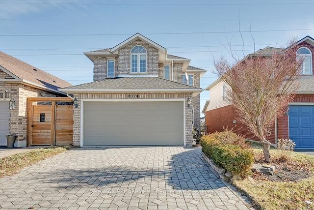 2899 Darien Rd, House detached with 3 bedrooms, 4 bathrooms and 4 parking in Burlington ON | Image 1