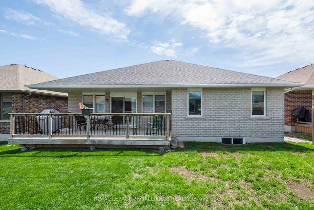 8 Crews Cres, House detached with 3 bedrooms, 2 bathrooms and 4 parking in Quinte West ON | Image 25