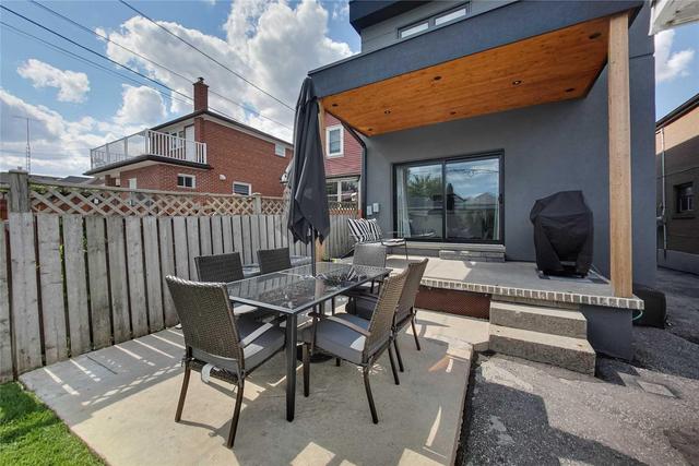 83 Belgravia Ave, House detached with 3 bedrooms, 3 bathrooms and 1 parking in Toronto ON | Image 20