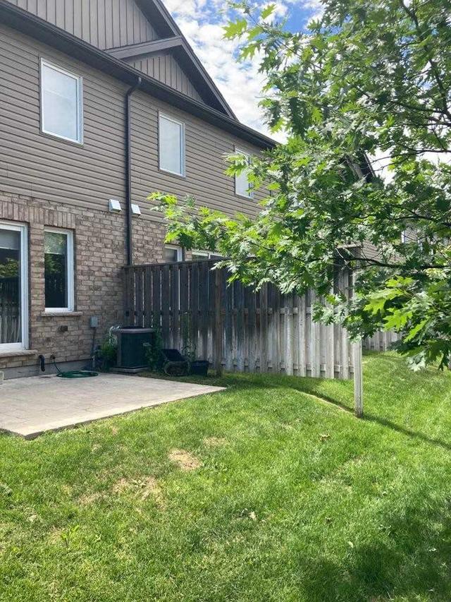 71 Arlington Cres, House attached with 3 bedrooms, 3 bathrooms and 2 parking in Guelph ON | Image 26