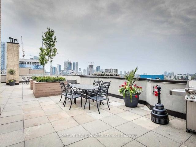 805 - 280 Simcoe St, Condo with 2 bedrooms, 2 bathrooms and 1 parking in Toronto ON | Image 17