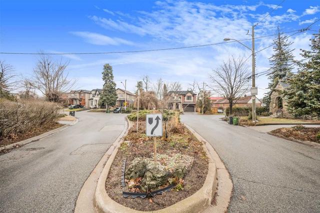 2 Four Oaks Gate, House detached with 2 bedrooms, 2 bathrooms and 3 parking in Toronto ON | Card Image
