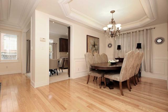 24 Timberwolf Cres, House detached with 4 bedrooms, 4 bathrooms and 4 parking in Vaughan ON | Image 22