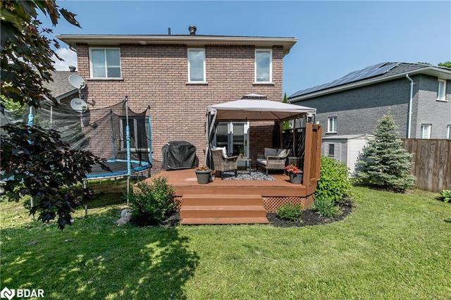 144 Crompton Drive, House detached with 3 bedrooms, 2 bathrooms and null parking in Barrie ON | Image 39