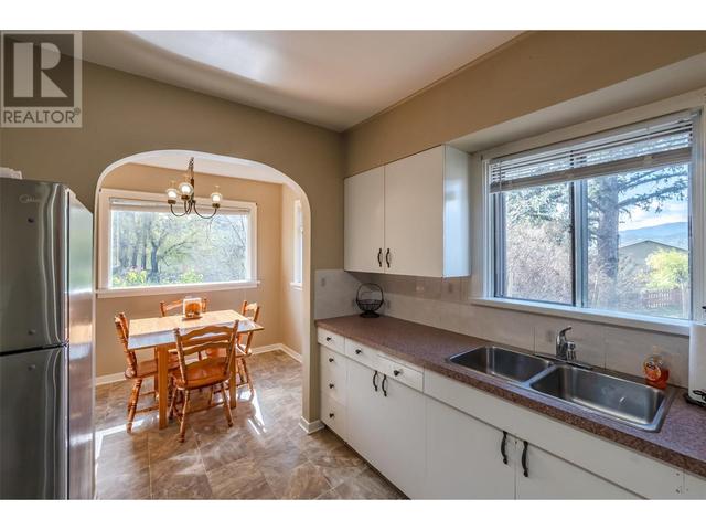 105 Spruce Road, House detached with 4 bedrooms, 3 bathrooms and null parking in Penticton BC | Image 63