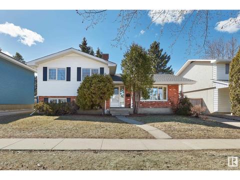 16111 78 Av Nw, House detached with 4 bedrooms, 1 bathrooms and null parking in Edmonton AB | Card Image