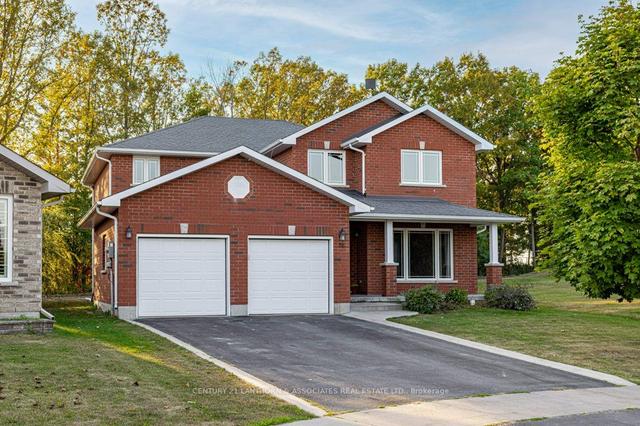 16 Ashwood Cres, House detached with 4 bedrooms, 3 bathrooms and 6 parking in Greater Napanee ON | Image 1