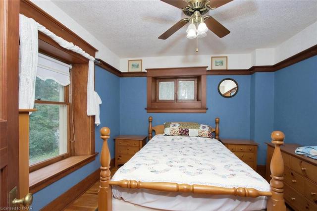 105 Queen Street W, House detached with 6 bedrooms, 3 bathrooms and 4 parking in St. Marys ON | Image 29