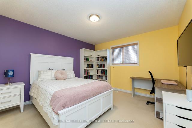 423 Mapleton Ave, House detached with 4 bedrooms, 3 bathrooms and 4 parking in Barrie ON | Image 21