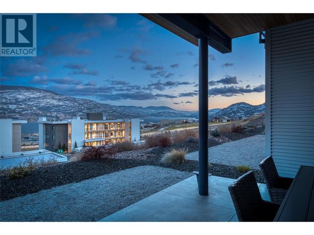 811 - 800 Vista Park, Condo with 3 bedrooms, 2 bathrooms and 2 parking in Penticton 1 BC | Image 38