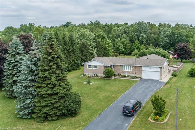 131 Country Lane, House detached with 4 bedrooms, 1 bathrooms and 9 parking in West Grey ON | Image 12