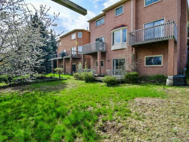 4 Fernbrook Cres, House detached with 4 bedrooms, 3 bathrooms and 4 parking in Brampton ON | Image 18