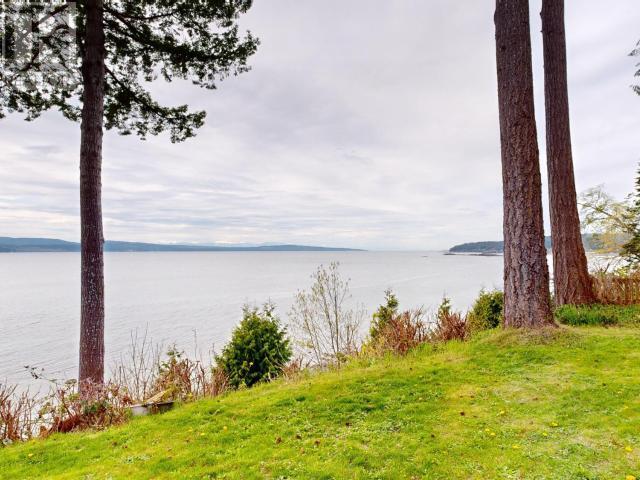 8535 Fern Road, House detached with 4 bedrooms, 3 bathrooms and null parking in Powell River B BC | Image 38