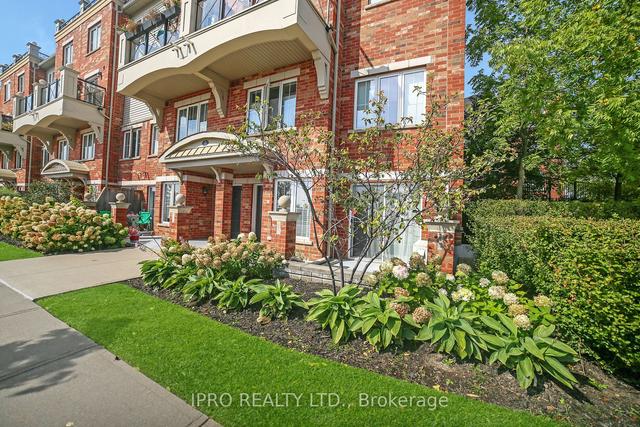 1 - 51 Hays Blvd, Townhouse with 2 bedrooms, 2 bathrooms and 1 parking in Oakville ON | Image 1