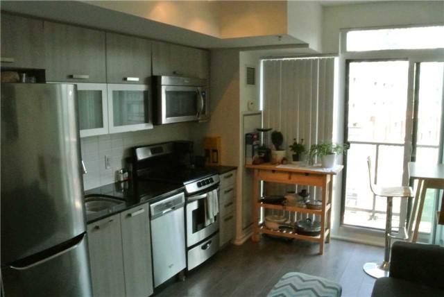 803 - 68 Abell St, Condo with 1 bedrooms, 1 bathrooms and 1 parking in Toronto ON | Image 4