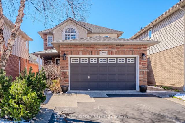 1322 Inglehart Dr, House detached with 3 bedrooms, 4 bathrooms and 3.5 parking in Burlington ON | Image 1