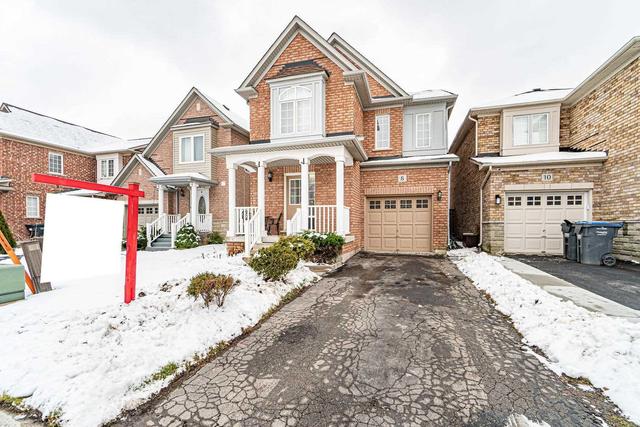 8 Penbridge Circ, House detached with 4 bedrooms, 4 bathrooms and 2 parking in Brampton ON | Image 2
