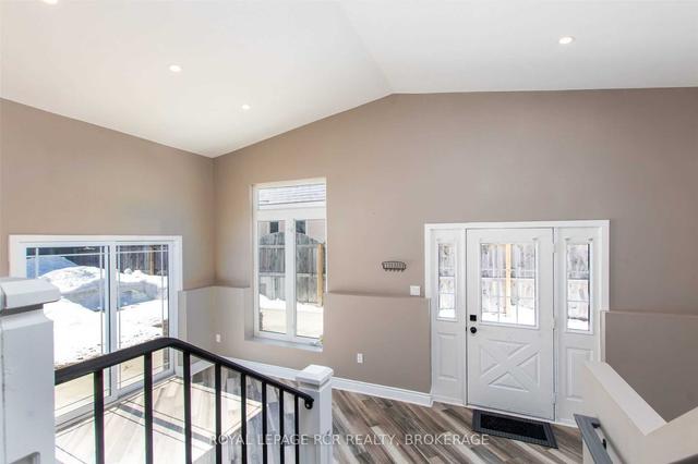 863 Douglas St W, House detached with 1 bedrooms, 2 bathrooms and 100 parking in West Grey ON | Image 37