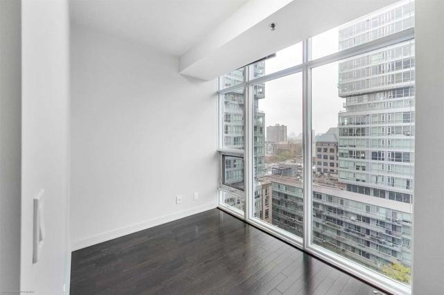 uph12 - 21 Nelson St, Condo with 1 bedrooms, 2 bathrooms and 1 parking in Toronto ON | Image 30