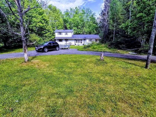 8403 Hwy 28, House detached with 3 bedrooms, 1 bathrooms and 8 parking in North Kawartha ON | Image 4