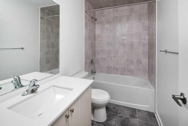 60 Saintfield Dr, Townhouse with 3 bedrooms, 2 bathrooms and 1 parking in Vaughan ON | Image 18