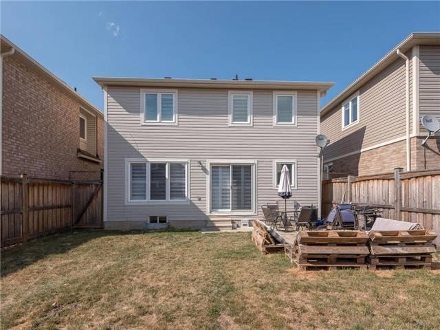 976 Savoline Blvd, House detached with 3 bedrooms, 3 bathrooms and 2 parking in Milton ON | Image 4