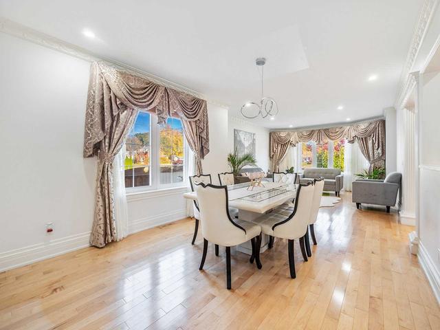 72 Westbourne Ave, House detached with 4 bedrooms, 5 bathrooms and 6 parking in Toronto ON | Image 36