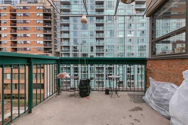 733 - 73 Mccaul St, Condo with 2 bedrooms, 1 bathrooms and 0 parking in Toronto ON | Image 16