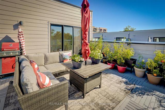 23 - 28 Marina Ave, Townhouse with 3 bedrooms, 3 bathrooms and 1 parking in Toronto ON | Image 21
