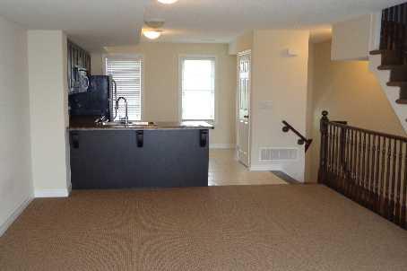 10 - 1380 Costigan Rd, Townhouse with 2 bedrooms, 3 bathrooms and 1 parking in Milton ON | Image 2