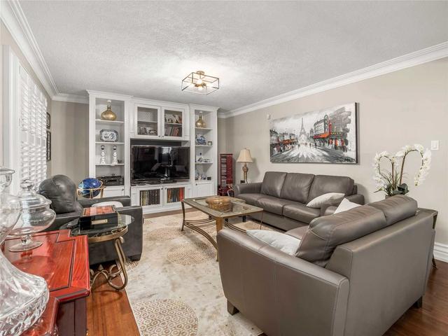 464 Wycliffe Ave, House detached with 4 bedrooms, 4 bathrooms and 8 parking in Vaughan ON | Image 5