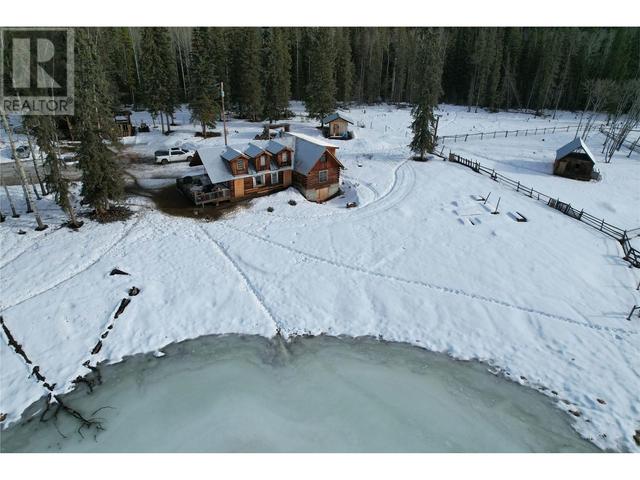 9990 Kishkan Road, House detached with 4 bedrooms, 1 bathrooms and null parking in Cariboo I BC | Image 1
