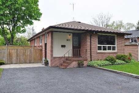 862 Antonio St, House detached with 3 bedrooms, 2 bathrooms and 6 parking in Pickering ON | Image 1