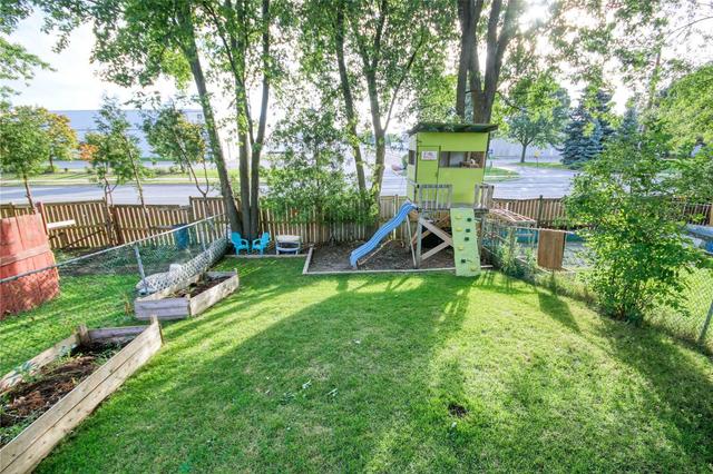 79 Treetops Crt, House attached with 3 bedrooms, 3 bathrooms and 2 parking in Toronto ON | Image 19