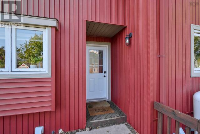 200 Sydney Road, House detached with 5 bedrooms, 3 bathrooms and null parking in Port Hawkesbury NS | Image 3