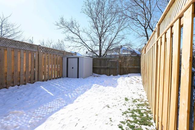 111 Chalfield Lane, House semidetached with 3 bedrooms, 2 bathrooms and 3 parking in Mississauga ON | Image 28