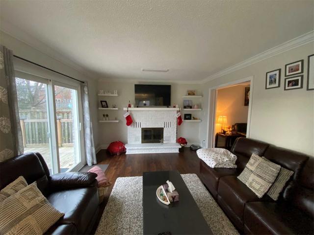 77 Canadian Oaks Dr, House detached with 3 bedrooms, 3 bathrooms and 4 parking in Whitby ON | Image 11