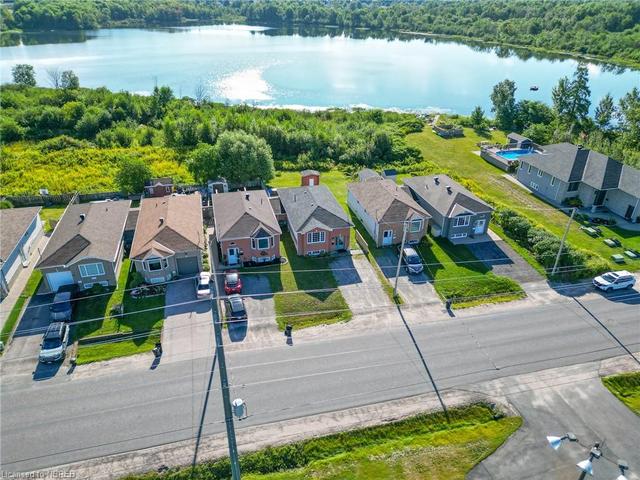 692 Wallace Road, House detached with 4 bedrooms, 2 bathrooms and 4 parking in North Bay ON | Image 38