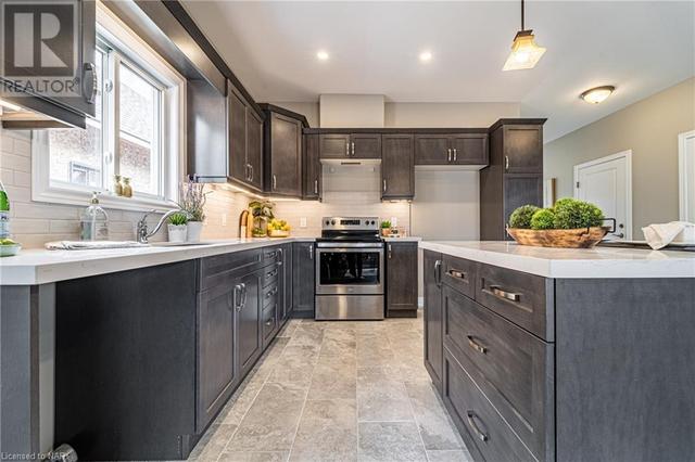 23 - 45 Dorchester Boulevard, House attached with 5 bedrooms, 3 bathrooms and null parking in St. Catharines ON | Image 5