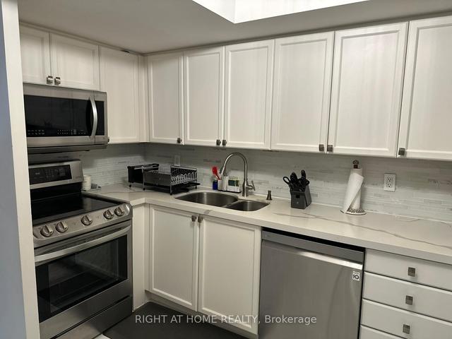 2002 - 30 Harrison Garden Blvd, Condo with 2 bedrooms, 2 bathrooms and 2 parking in Toronto ON | Image 13