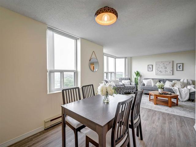 1610 - 35 Green Valley Dr, Condo with 2 bedrooms, 2 bathrooms and 1 parking in Kitchener ON | Image 11