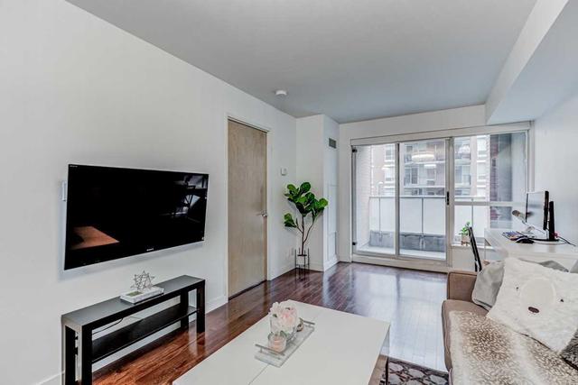313 - 1005 King St W, Condo with 1 bedrooms, 1 bathrooms and 1 parking in Toronto ON | Image 4