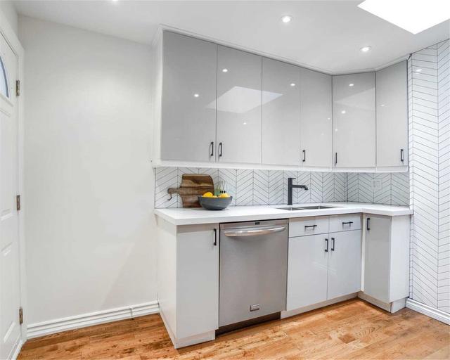 70 Marlow Ave, House detached with 2 bedrooms, 3 bathrooms and 1 parking in Toronto ON | Image 5