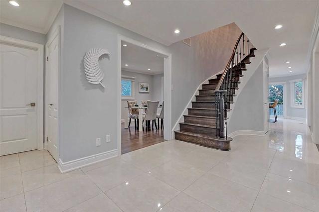 357 Wendron Cres, House detached with 4 bedrooms, 6 bathrooms and 6 parking in Mississauga ON | Image 25