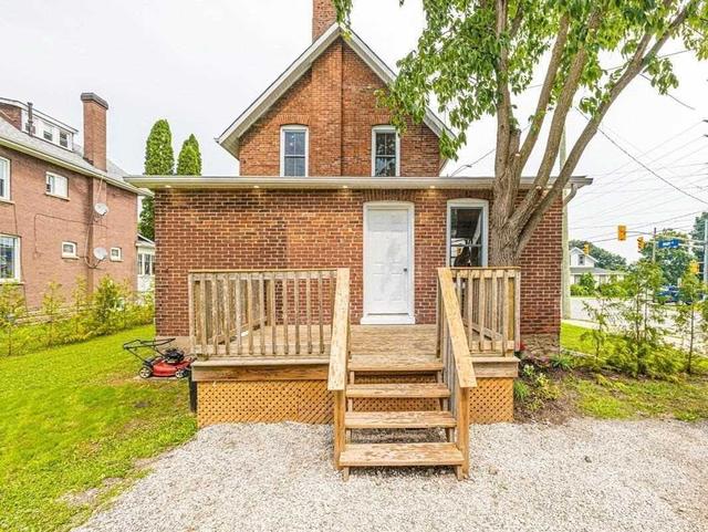171 Lindsay St S, House detached with 3 bedrooms, 2 bathrooms and 7 parking in Kawartha Lakes ON | Image 16